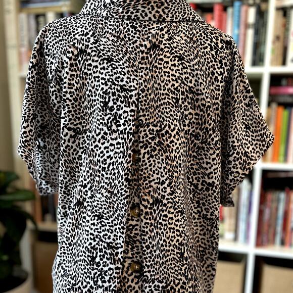 WORTHINGTON Animal Print Blouse Size PXL Classic Business Casual Comfort Preppy - Picture 8 of 11